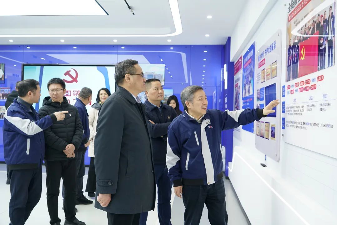 重慶市工商聯(lián)黨組成員、副主席雷文睿考察瑞立：乘勢而上 深化合作